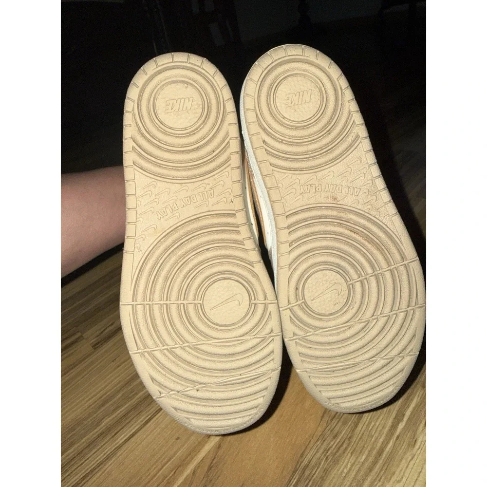 Nike Court Borough Mid 2 Youth Kids Shoes Size 2Y 2 Tan Off‎ White